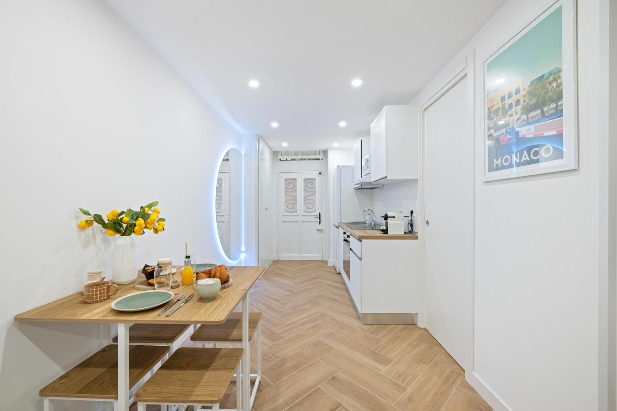 La Perle Apartment ม็องตง ภายนอก รูปภาพ