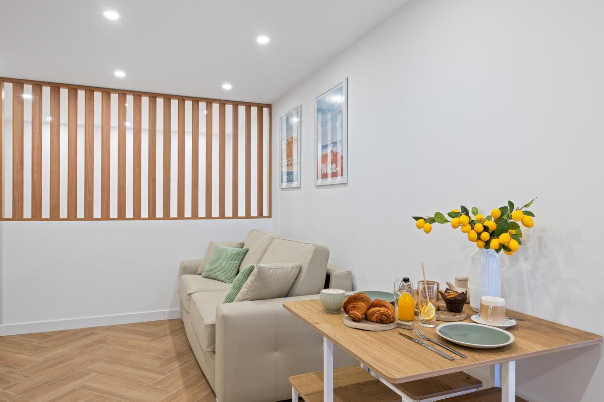 La Perle Apartment ม็องตง ภายนอก รูปภาพ