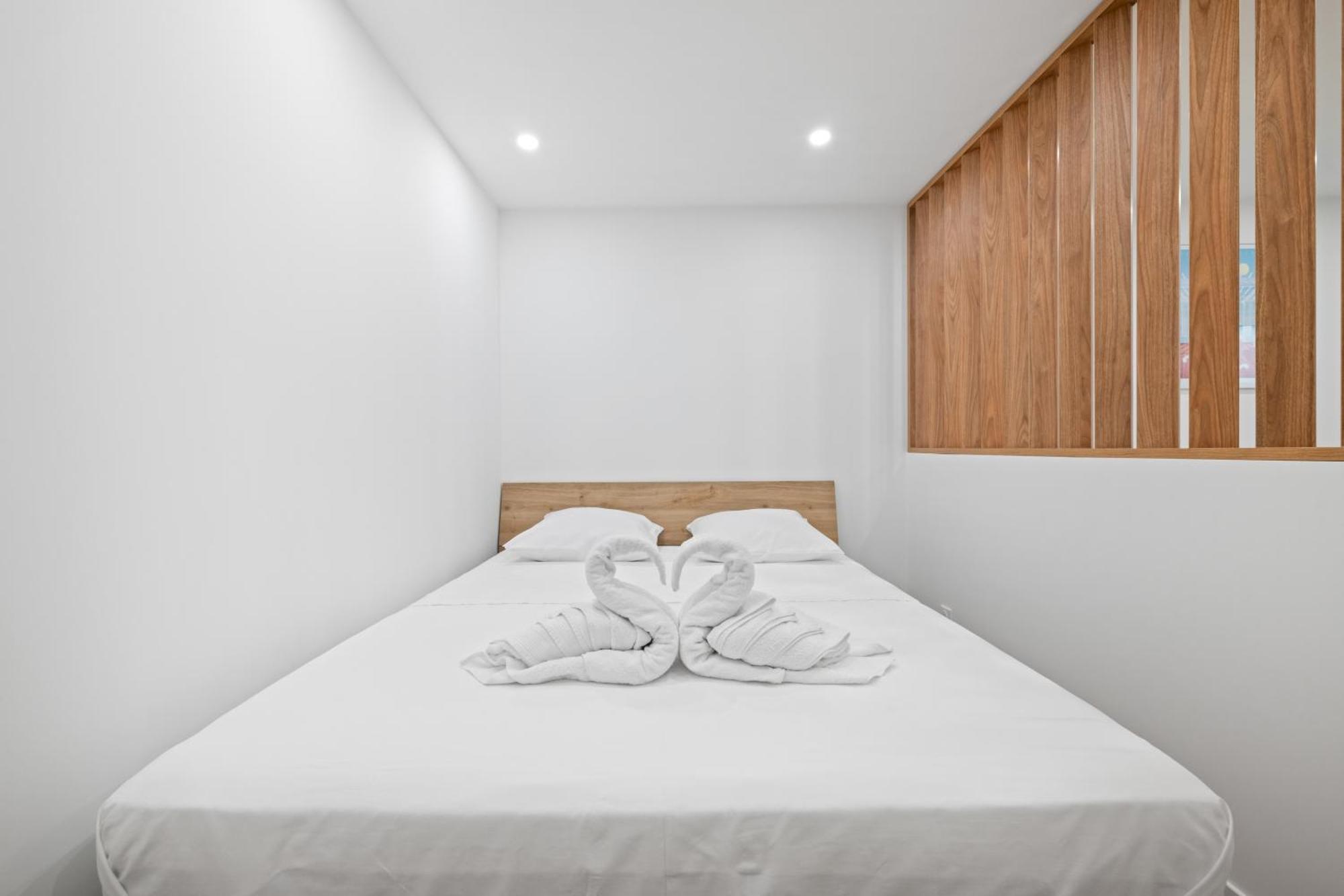 La Perle Apartment ม็องตง ภายนอก รูปภาพ