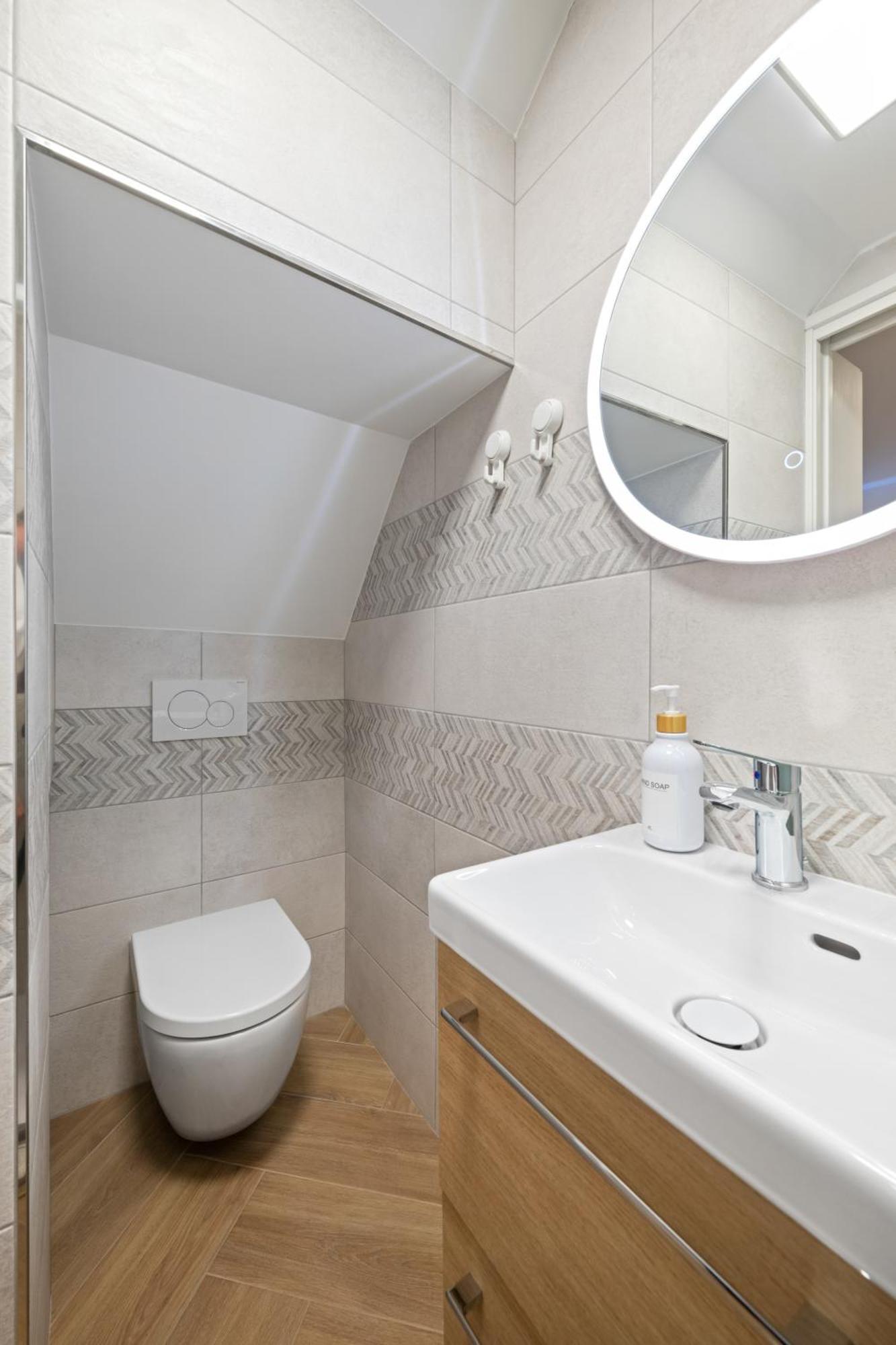 La Perle Apartment ม็องตง ภายนอก รูปภาพ